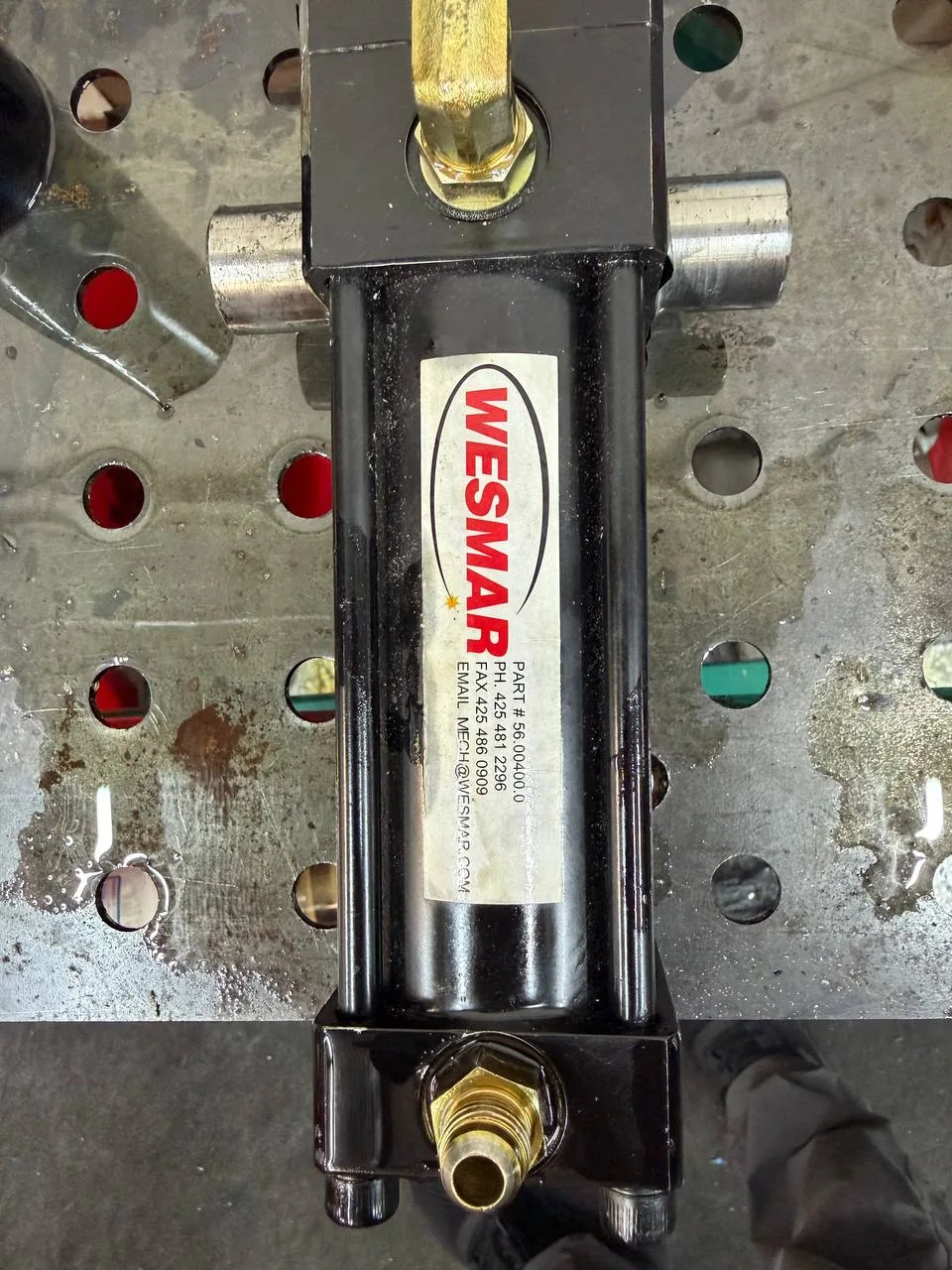 WESMAR-labeled marine hydraulic component documented during component-level service